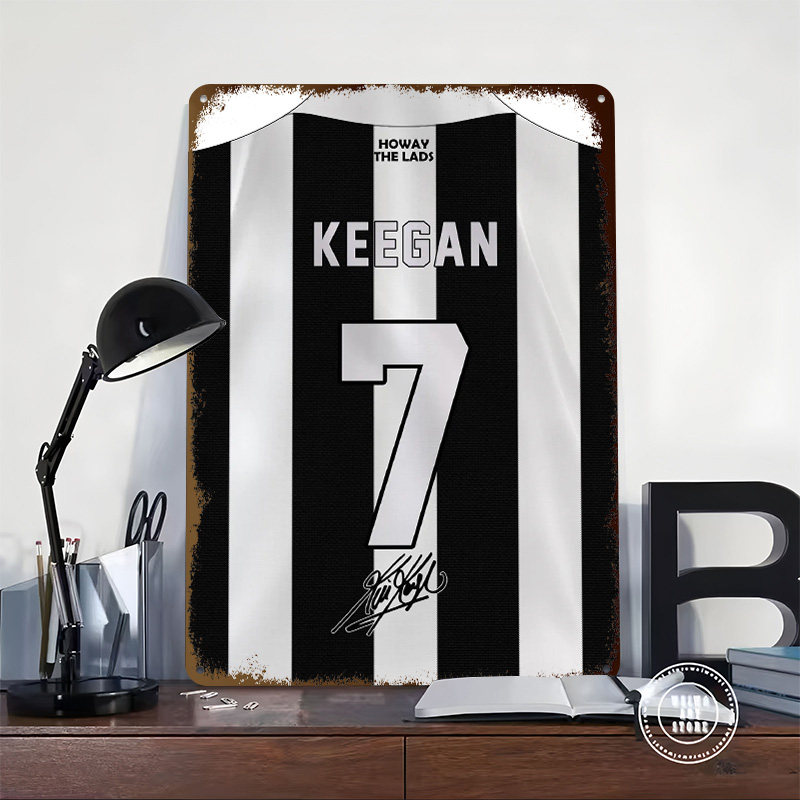 Kevin Keegan 7, Newcastle Foot – Desk Setup Poster Bewertung und Preis